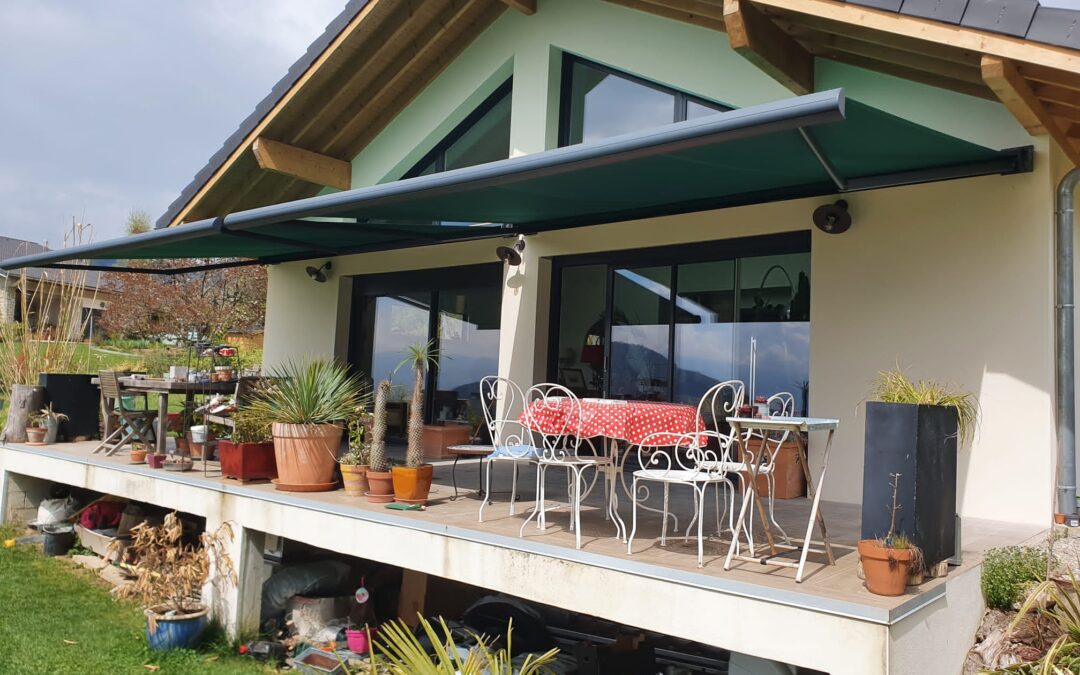 Store de terrasse Balnéa à coffre intégral à Saint Martin d’Uriage