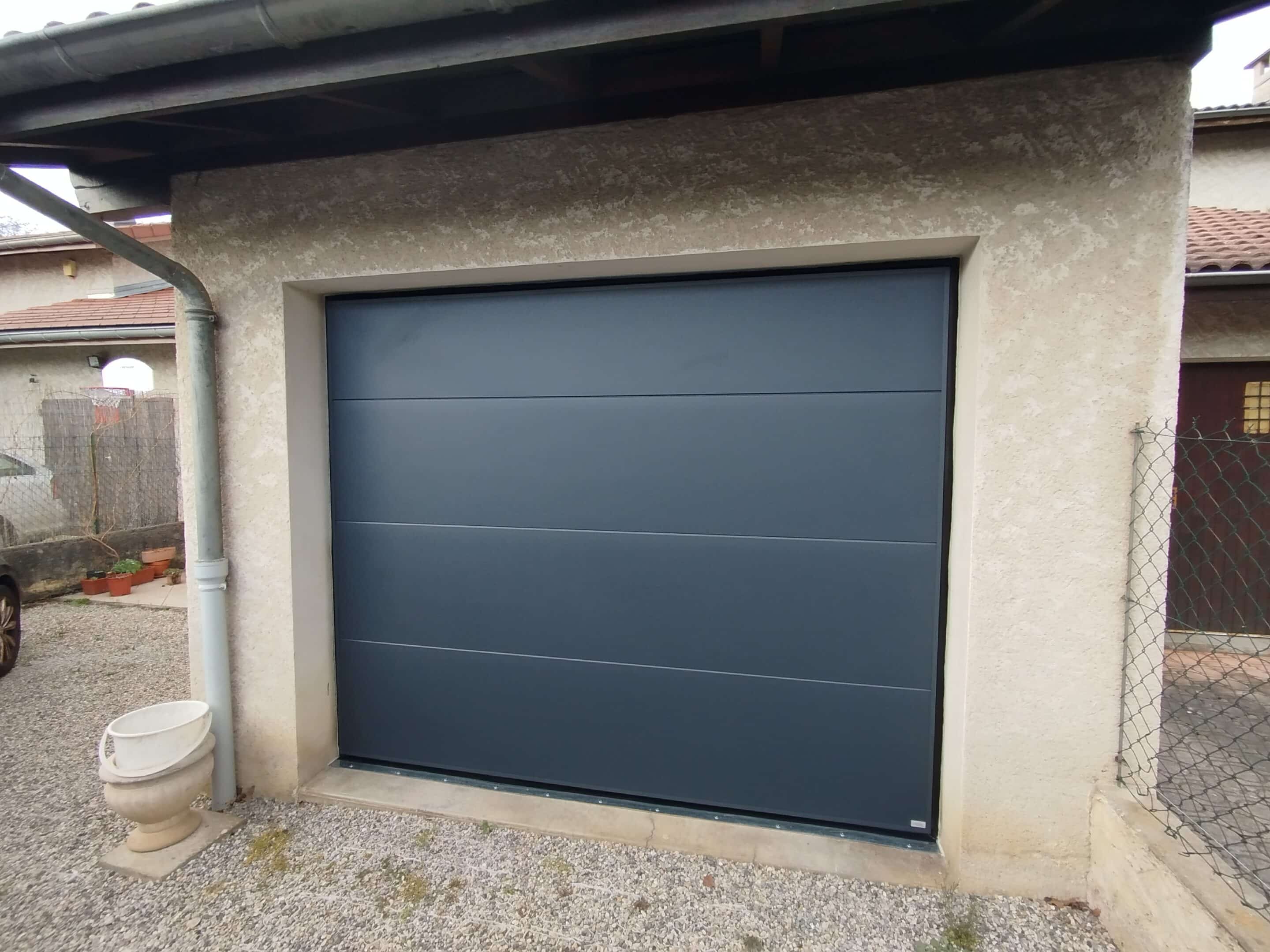 Porte de garage sur mesure